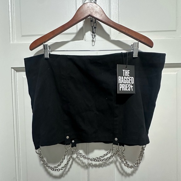 The Ragged Priest Gateway Skirt NWT 16 Chic Black Skirt with Silver Chain Detail - Picture 2 of 4